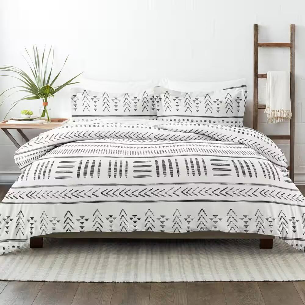 Noble Linens Gray Arrow Dreams Full/Queen 3-Piece Microfiber Duvet Cover Set